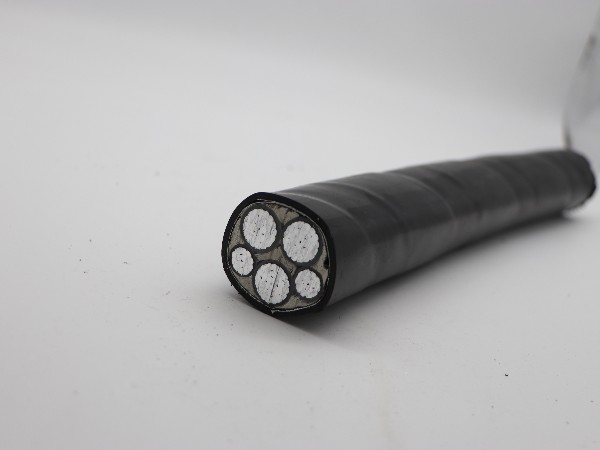 YJLV22-1KV 3X150+2X70<i style='color:red'>鋁芯電纜</i>線價(jià)格多少錢？